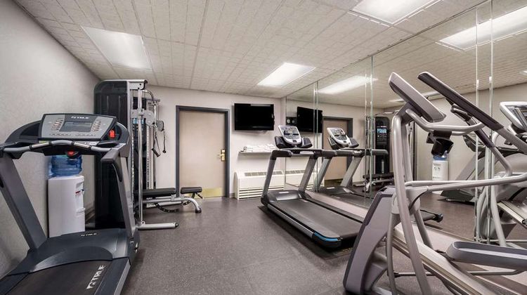 Country Inn & Suites Freeport Health