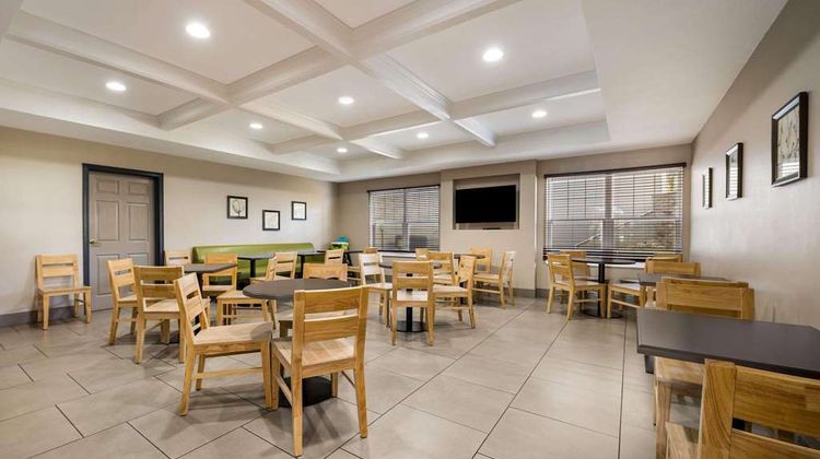 Country Inn & Suites Freeport Restaurant