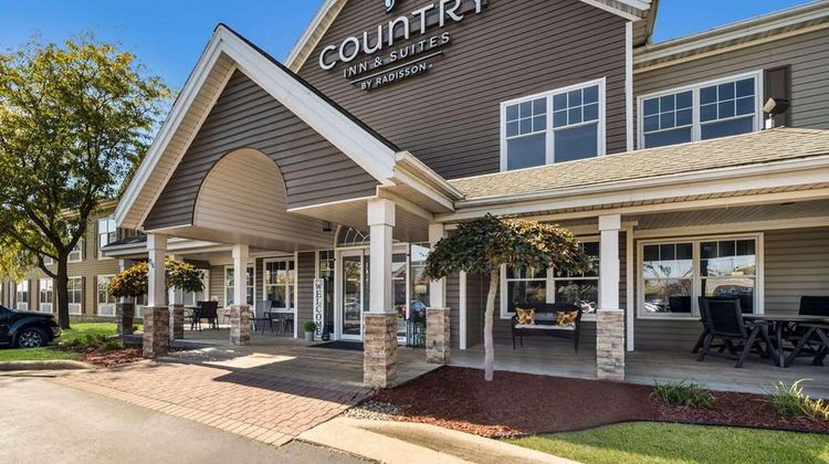 Country Inn & Suites Freeport Exterior