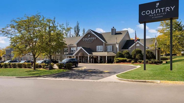 Country Inn & Suites Freeport Exterior