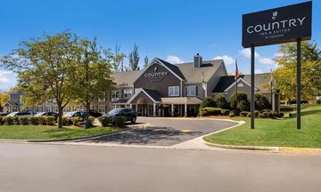 Country Inn & Suites Freeport
