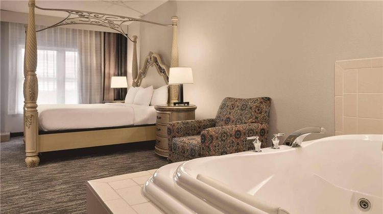 Country Inn & Suites Galena Room