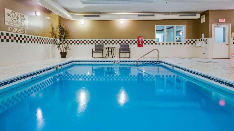 Country Inn & Suites by Radisson Pool