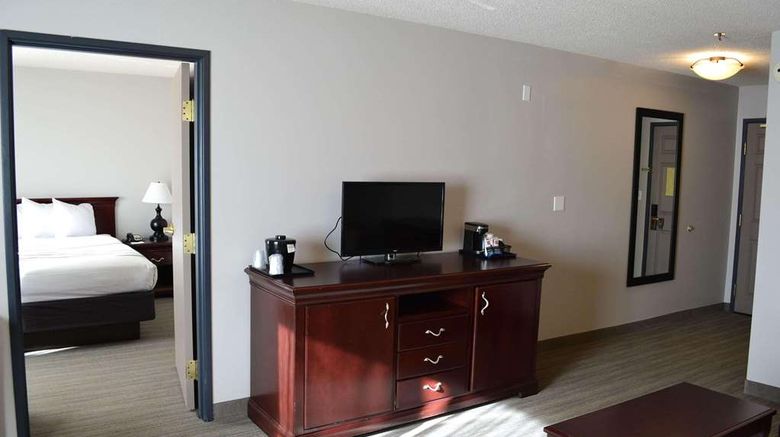 <b>Country Inn & Suites by Radisson Suite</b>. Images powered by <a href="https://iceportal.shijigroup.com/" title="IcePortal" target="_blank">IcePortal</a>.