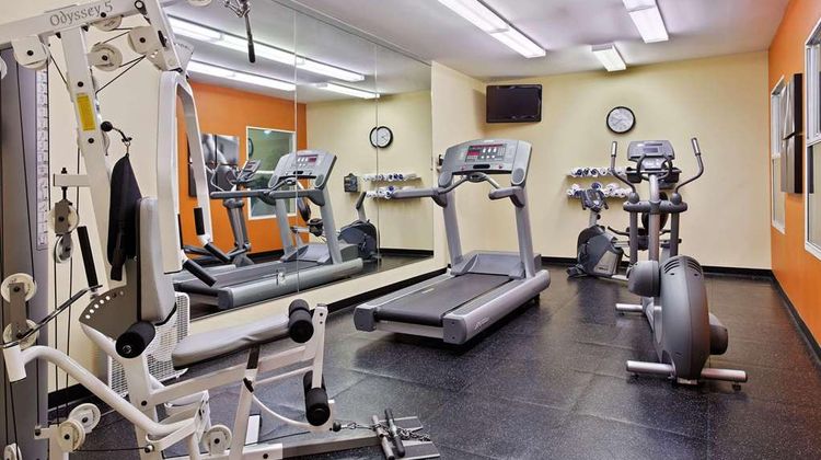 Country Inn & Suites Moline Airport Health