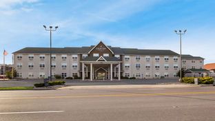 Country Inn & Suites Marion