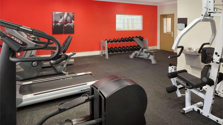 <b>Country Inn & Suites Champaign North Health</b>. Images powered by <a href="https://iceportal.shijigroup.com/" title="IcePortal" target="_blank">IcePortal</a>.