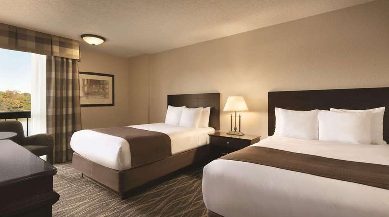 <b>Radisson Hotel Louisville North Room</b>. Images powered by <a href="https://iceportal.shijigroup.com/" title="IcePortal" target="_blank">IcePortal</a>.