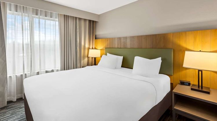 Country Inn & Suites Portage Suite