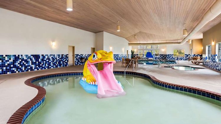 Country Inn & Suites Portage Pool