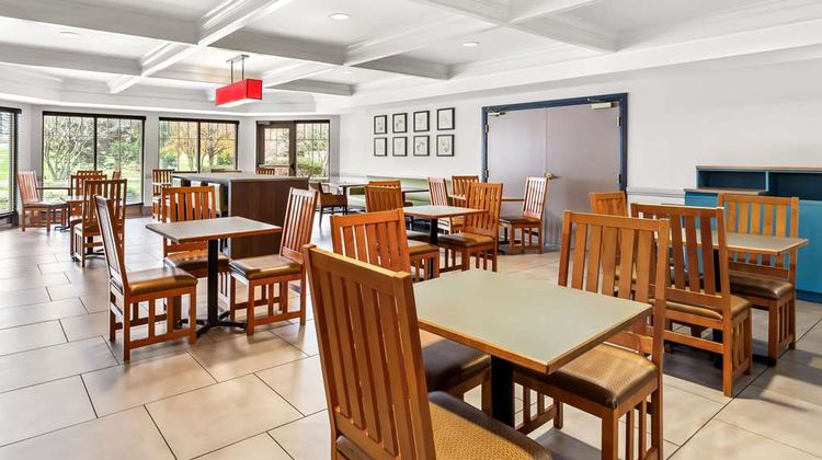 Country Inn & Suites Portage Restaurant