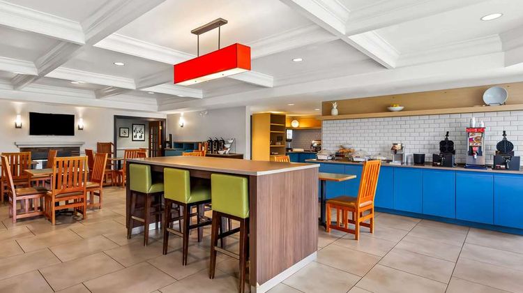 Country Inn & Suites Portage Restaurant
