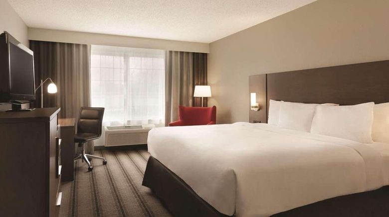 <b>Country Inn & Suites Indy Air South Room</b>. Images powered by <a href="https://iceportal.shijigroup.com/" title="IcePortal" target="_blank">IcePortal</a>.