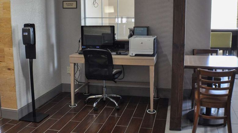 <b>Country Inn & Suites Topeka West Other</b>. Images powered by <a href="https://iceportal.shijigroup.com/" title="IcePortal" target="_blank">IcePortal</a>.