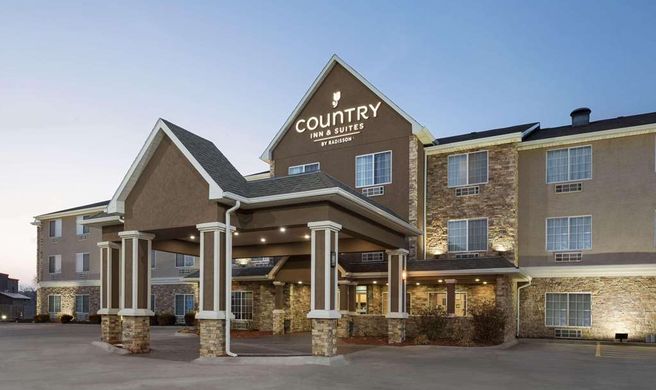 Country Inn & Suites Topeka West Exterior