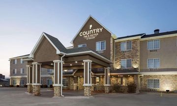 Country Inn & Suites Topeka West