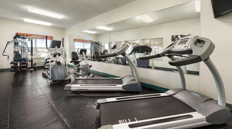 Country Inn & Suites KC Village West Health