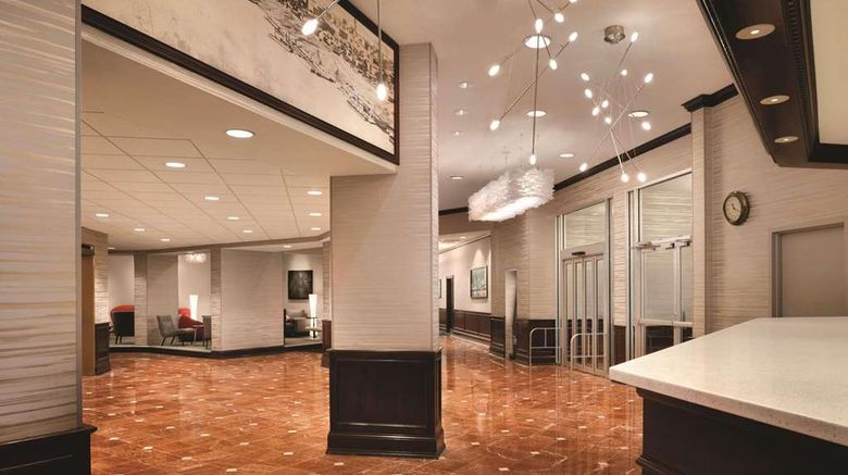 <b>Radisson Cincinnati Riverfront Lobby</b>. Images powered by <a href="https://iceportal.shijigroup.com/" title="IcePortal" target="_blank">IcePortal</a>.