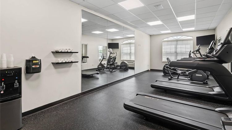 Country Inn & Suites Bowling Green Health