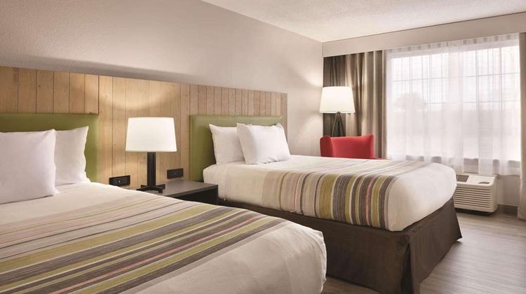 Country Inn & Suites London Room