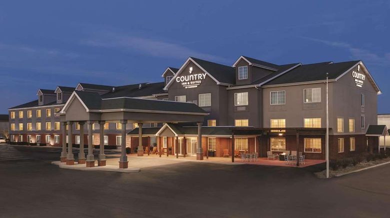 <b>Country Inn & Suites London Exterior</b>. Images powered by <a href="https://iceportal.shijigroup.com/" title="IcePortal" target="_blank">IcePortal</a>.