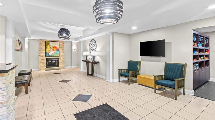 Country Inn & Suites Elizabethtown Lobby