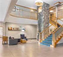 Country Inn & Suites Georgetown Lobby