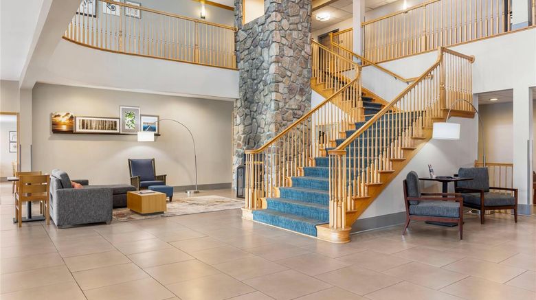 <b>Country Inn & Suites Georgetown Lobby</b>. Images powered by <a href="https://iceportal.shijigroup.com/" title="IcePortal" target="_blank">IcePortal</a>.