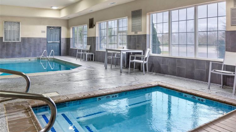 Country Inn & Suites Georgetown Pool