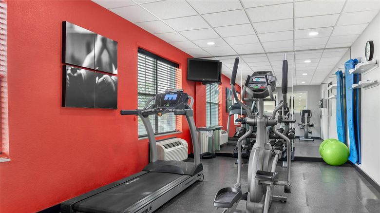 <b>Country Inn & Suites Georgetown Health</b>. Images powered by <a href="https://iceportal.shijigroup.com/" title="IcePortal" target="_blank">IcePortal</a>.