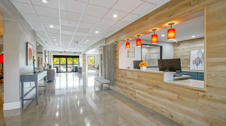 <b>Country Inn/Suites, New Orleans I-10 E Lobby</b>. Images powered by <a href="https://iceportal.shijigroup.com/" title="IcePortal" target="_blank">IcePortal</a>.