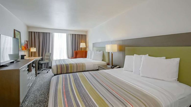 <b>Country Inn/Suites, New Orleans I-10 E Room</b>. Images powered by <a href="https://iceportal.shijigroup.com/" title="IcePortal" target="_blank">IcePortal</a>.