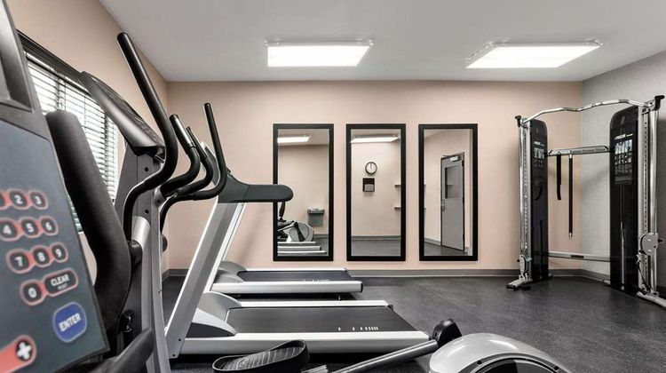 Country Inn & Suites Shreveport-Airport Health