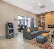 Country Inn & Suites Metairie New Orleans Lobby