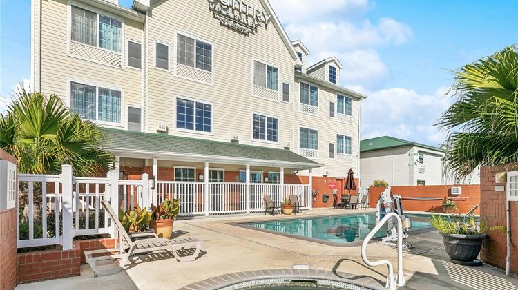 Country Inn & Suites Covington Pool