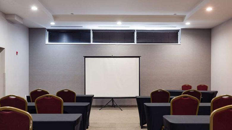 <b>Country Inn & Suites BWI Airport Baltimore Meeting</b>. Images powered by <a href="https://iceportal.shijigroup.com/" title="IcePortal" target="_blank">IcePortal</a>.