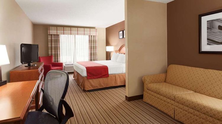 Country Inn & Suites Bel Air/Aberdeen Suite