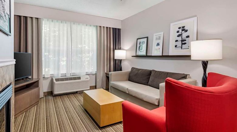 <b>Country Inn & Suites Annapolis Suite</b>. Images powered by <a href="https://iceportal.shijigroup.com/" title="IcePortal" target="_blank">IcePortal</a>.