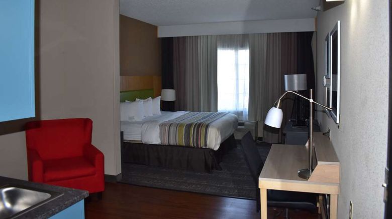 <b>Country Inn & Suites Hagerstown Room</b>. Images powered by <a href="https://iceportal.shijigroup.com/" title="IcePortal" target="_blank">IcePortal</a>.
