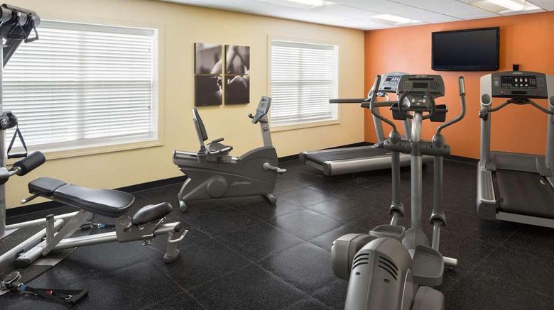 <b>Country Inn & Suites Baltimore North Health</b>. Images powered by <a href="https://iceportal.shijigroup.com/" title="IcePortal" target="_blank">IcePortal</a>.