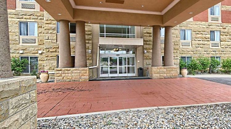 Country Inn & Suites Dearborn Exterior