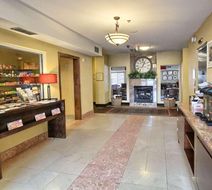 Country Inn & Suites Dearborn Lobby