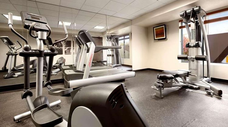 Country Inn & Suites Dearborn Health