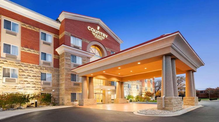 Country Inn & Suites Dearborn Exterior