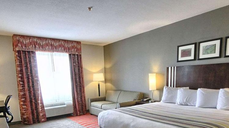 Country Inn & Suites Dearborn Room