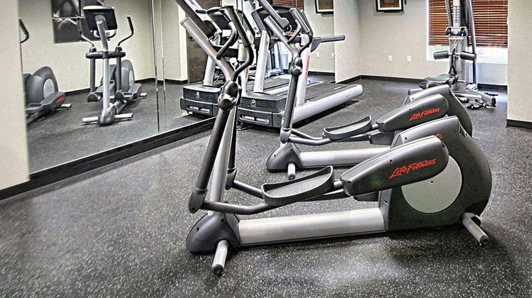 Country Inn & Suites Dearborn Health