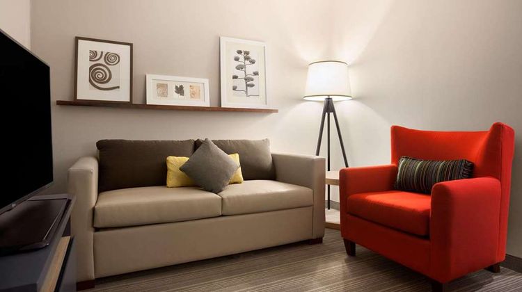 Country Inn & Suites Novi Suite