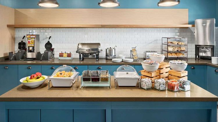 Country Inn & Suites Novi Restaurant