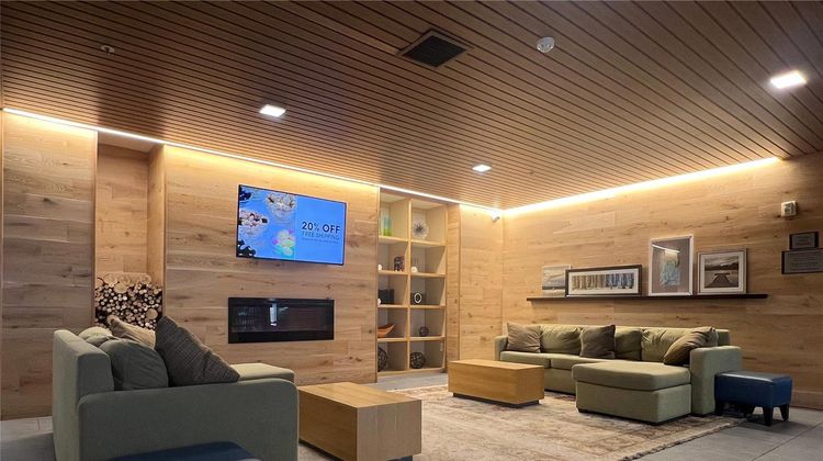 Country Inn & Suites Novi Lobby