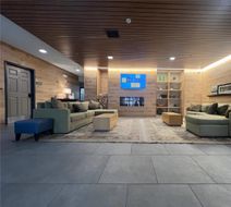 Country Inn & Suites Novi Lobby